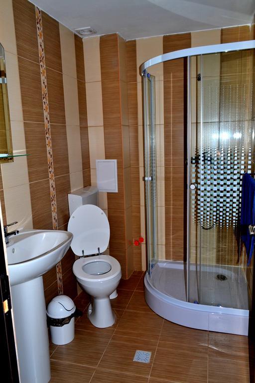 Pensiunea Vatra Bucovinei Vatra Moldoviţei Esterno foto